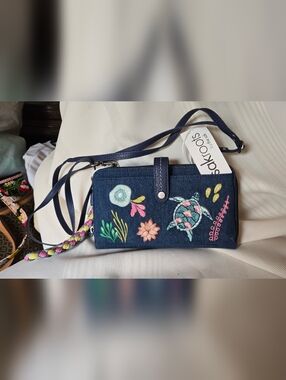 24HR SALE...NWT Sakroots Crossbody Wristlet Wallet